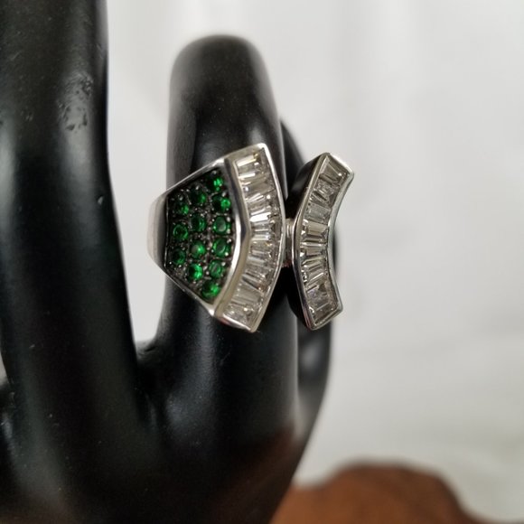 Sterling Baguette & Crystal Ring Sz 7 - Picture 15 of 15